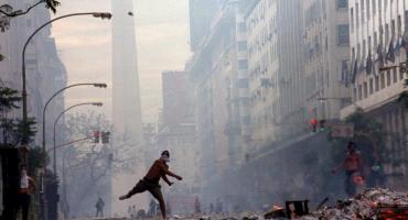 La foto que marcó la dramática historia del 20 de diciembre de 2001 en Argentina