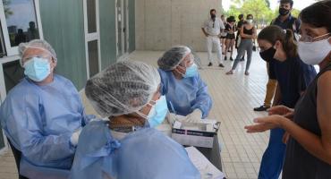 Coronavirus en Argentina: informaron 77 muertes y 14.416 contagios en las últimas 24 horas