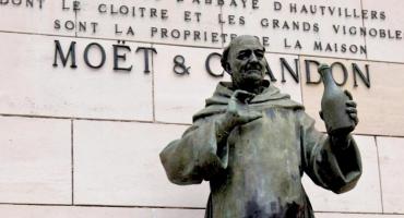 ¿Quién fue el monje Pierre Pérignon y por qué su invento revolucionó al mundo?