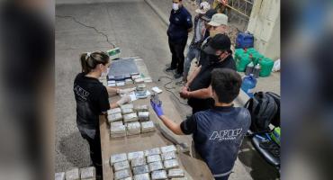 Duro golpe al narcotráfico: Aduana secuestró 31 kg. de pasta base