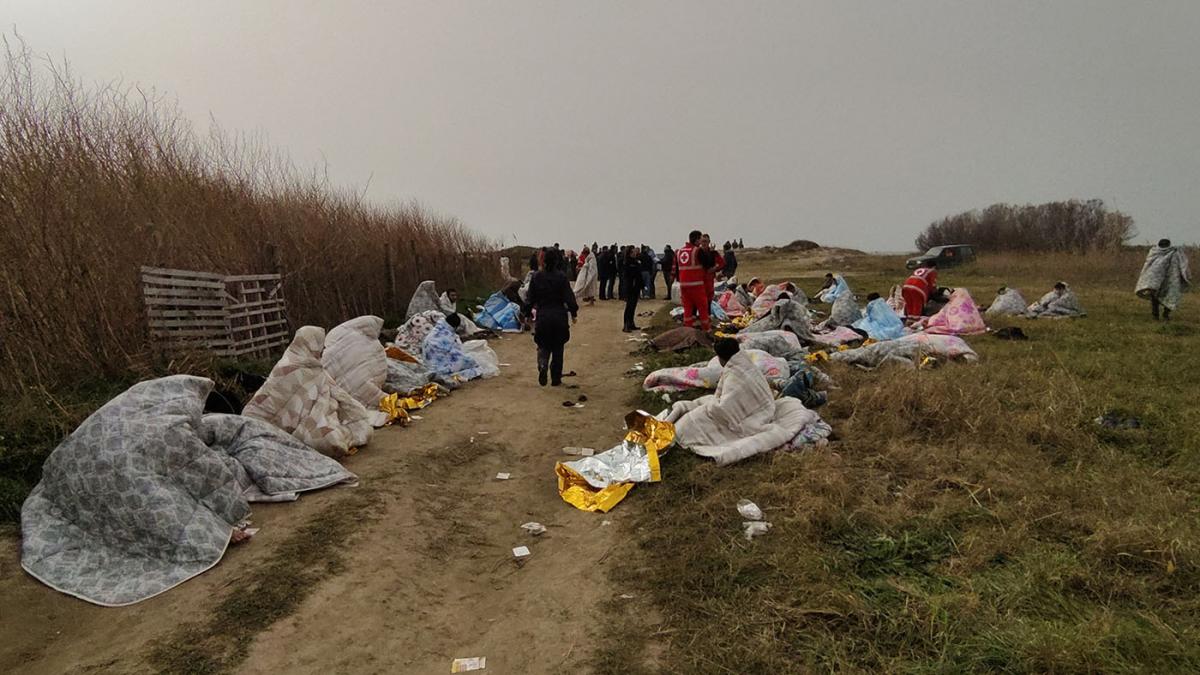 Un nuevo naufragio con decenas de muertos se produjo en las costas de Europa Foto AFP